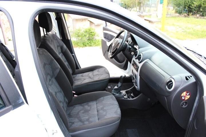 Dacia Sandero 1.2 16V Lauréate NEOPATENTATI CLIMATIZZATA PNEUMATICI MICHELINE ALPIN