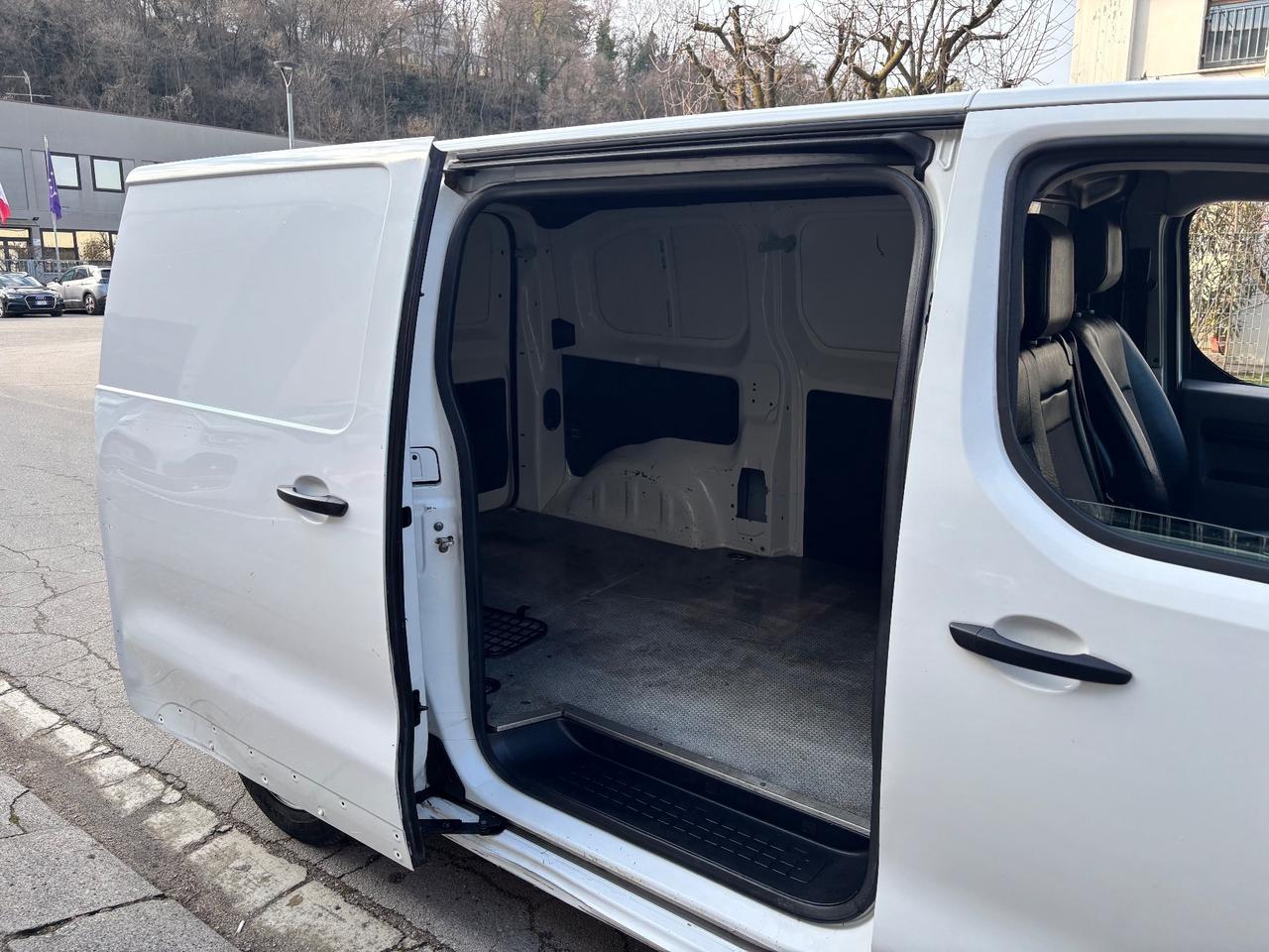 Toyota Proace 1.5D AUTOCARRO L1 |IVA INCLUSA|