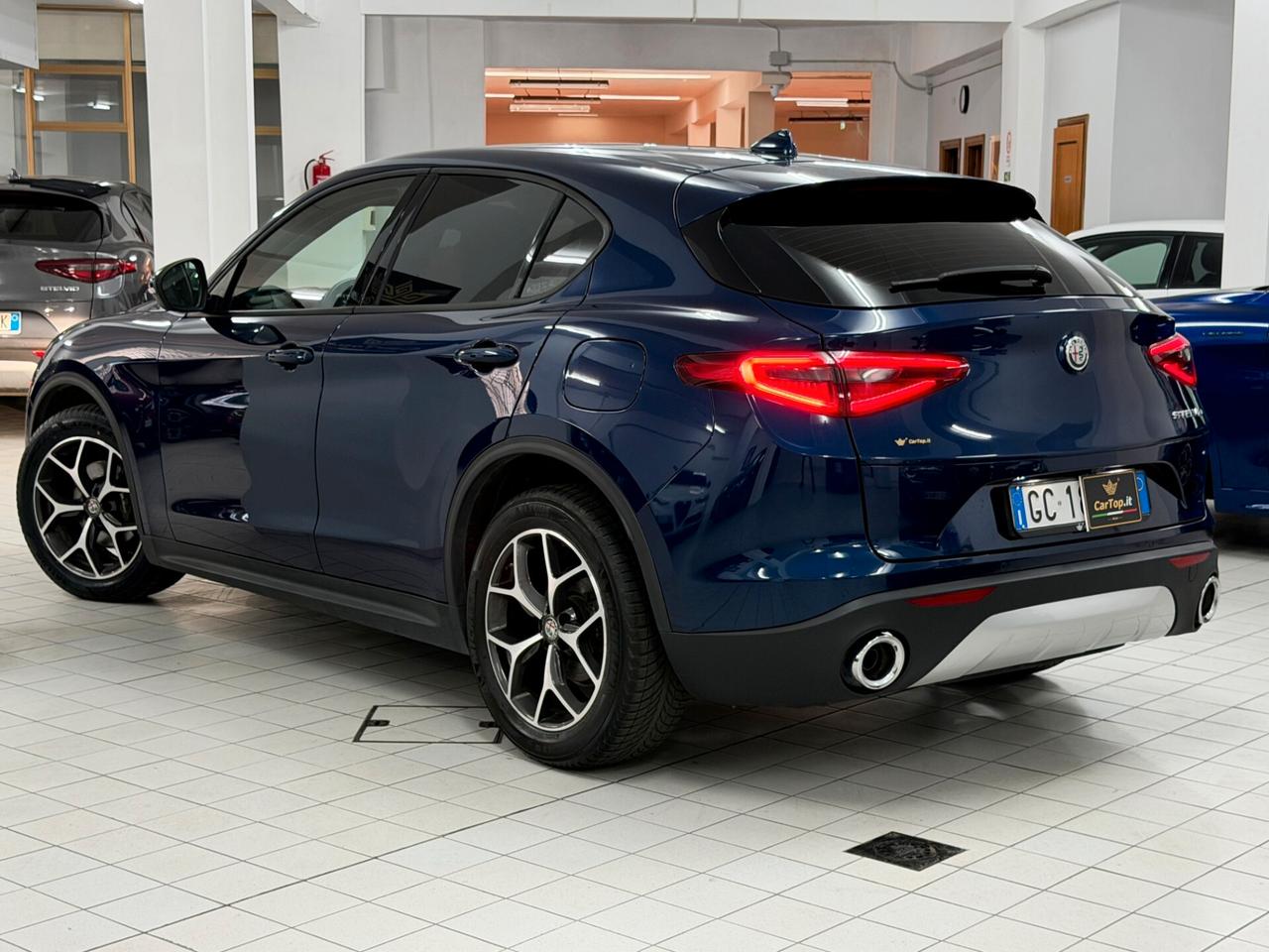 Alfa Romeo Stelvio 2.2 TD 190 CV EXECUTIVE CERCHI 19" APPENA TAGLIANDATA RETROCAMERA BLIND VETRI SCURI UNICO PROPRIETAR