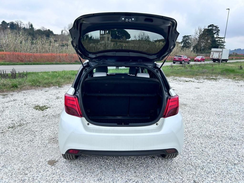 TOYOTA Yaris III 2015 - Yaris 5p 1.5h Style my16