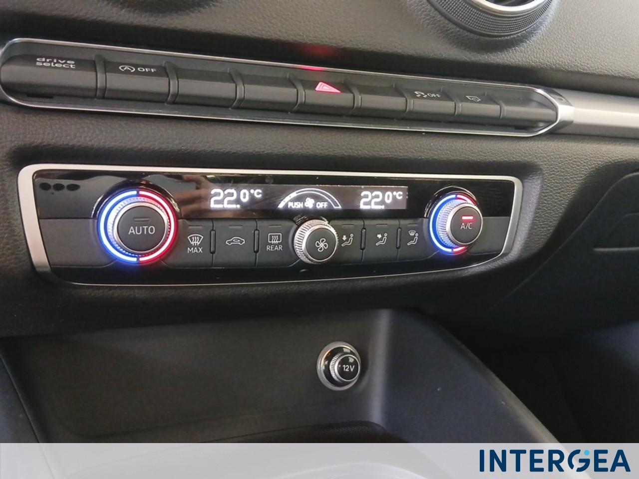 AUDI A3 Sportback 35 2.0 tdi Business 150
