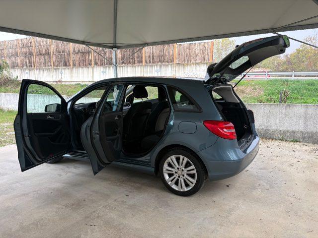 MERCEDES-BENZ B 220 4Matic 4X4 AUTOMATICA ERUO 6B BENZINA POCHI KM