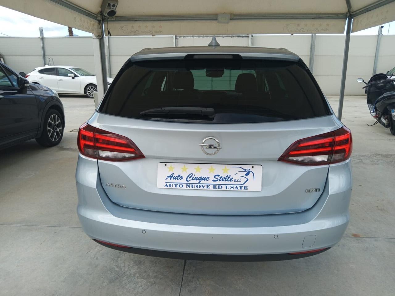 Astra 1.6 CDTi 110CV Start&Sto Sports Tourer Dynamic DA VETRINA