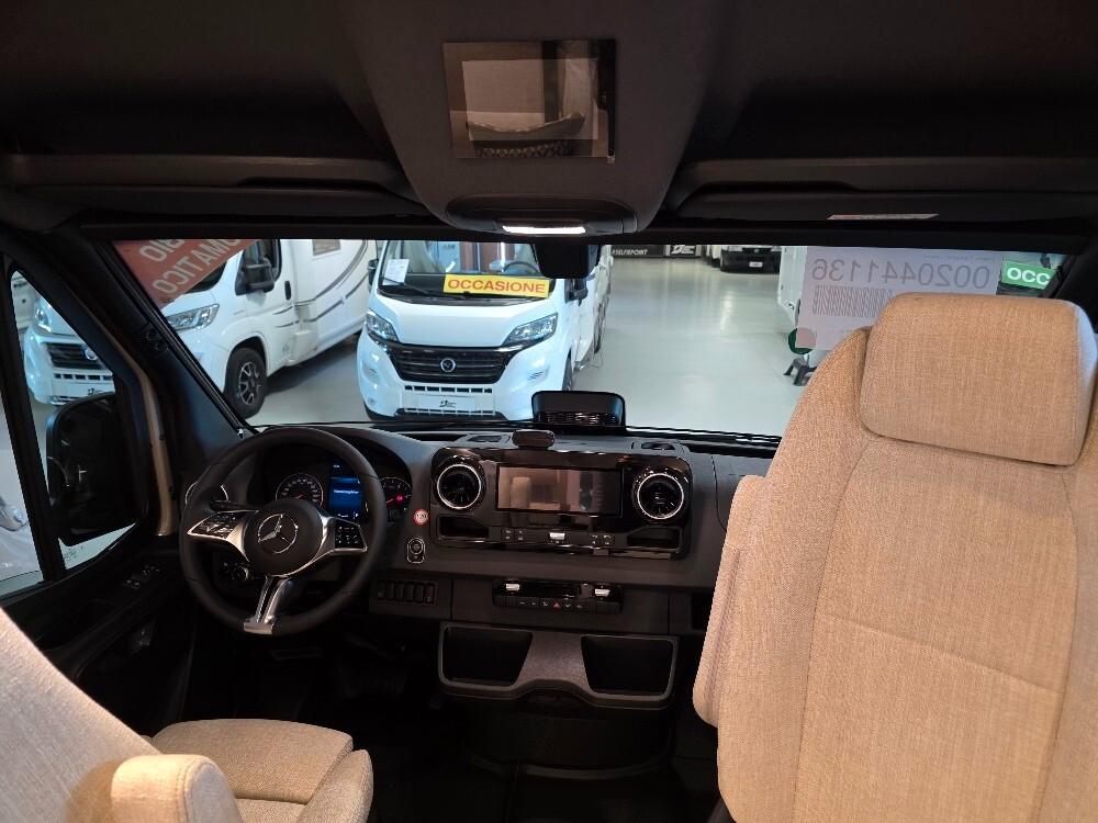 CAMPER VAN HYMER GRAND CANYON S