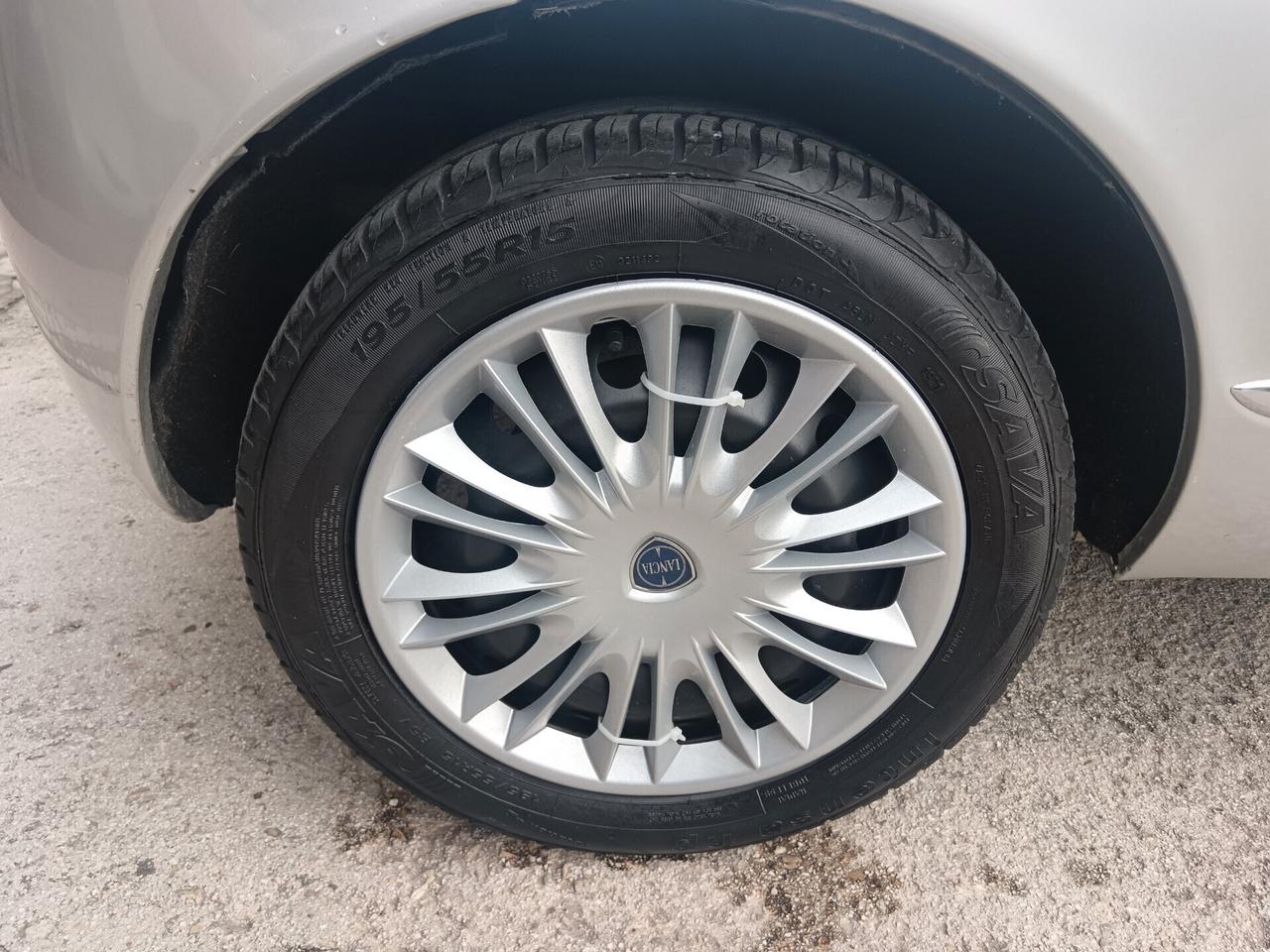 Lancia Ypsilon 1.3 MJT 90CV NUOVISSIMA