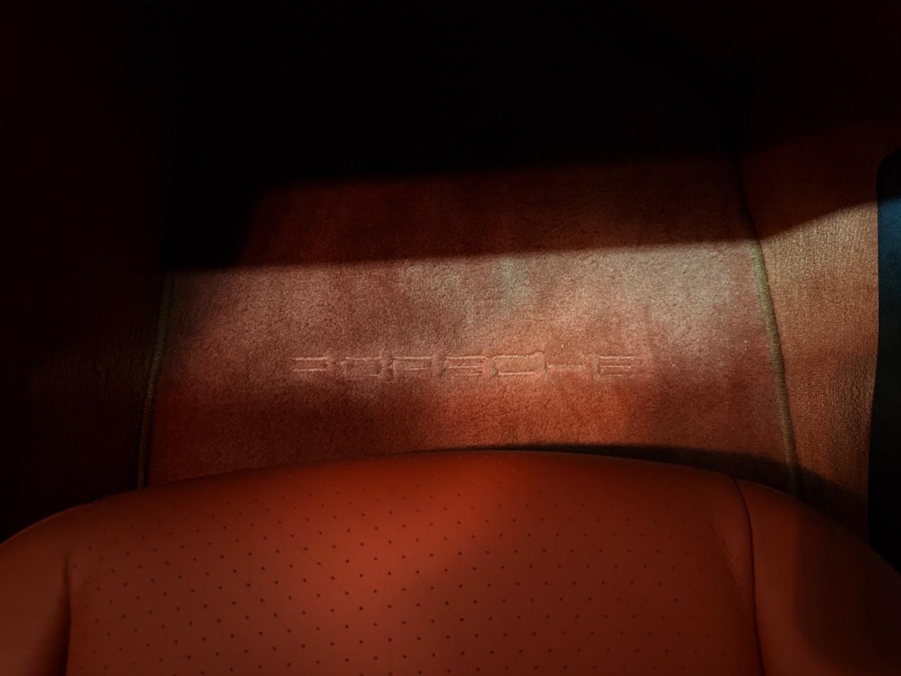 ESEMPLARE UNICO DI PORSCHE 996, IMMATRICOLATO NEL 1998 ISCRITTA ASI CON CRS A LIBRETTO.