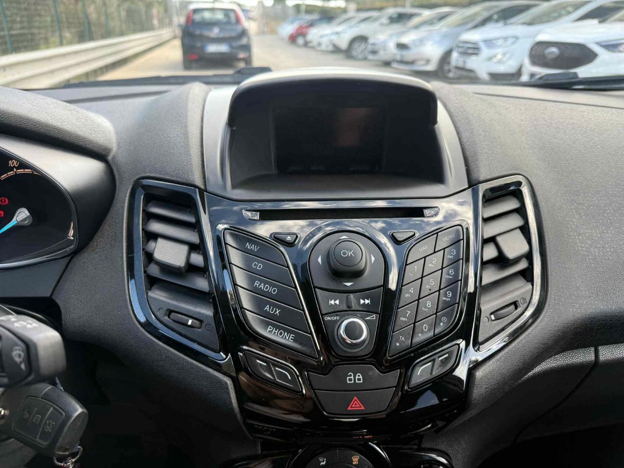 Ford Fiesta 1.4 5p. Bz.- GPL Titanium 163000KM 2013