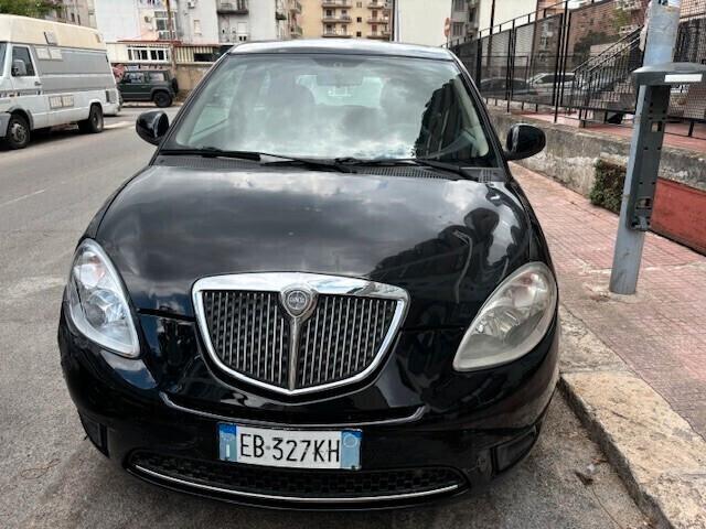 Lancia Ypsilon Gpl anche permuta o scambi0