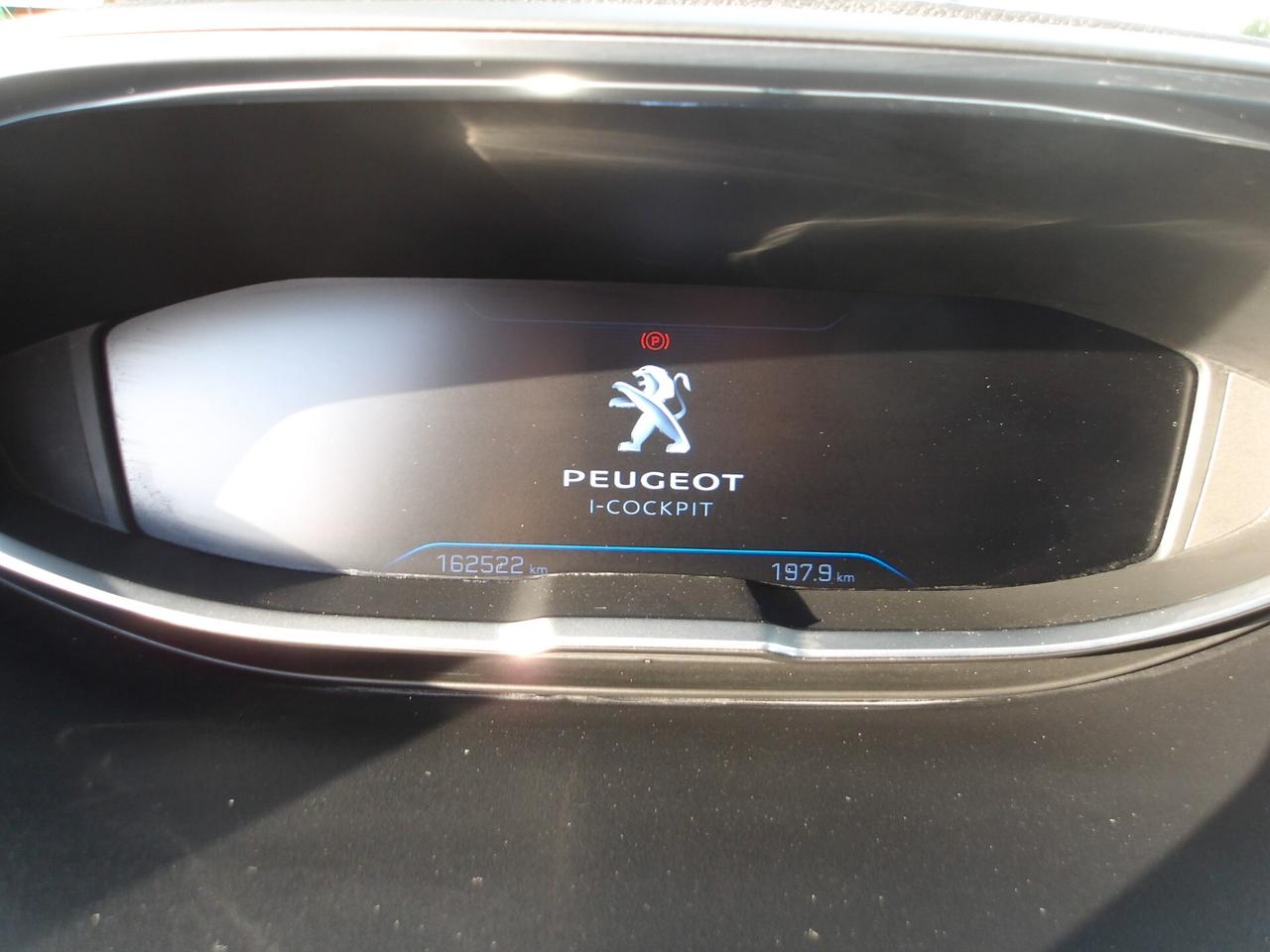 PEUGEOT 3008 1.6 TDI-GT LINE-AUTO