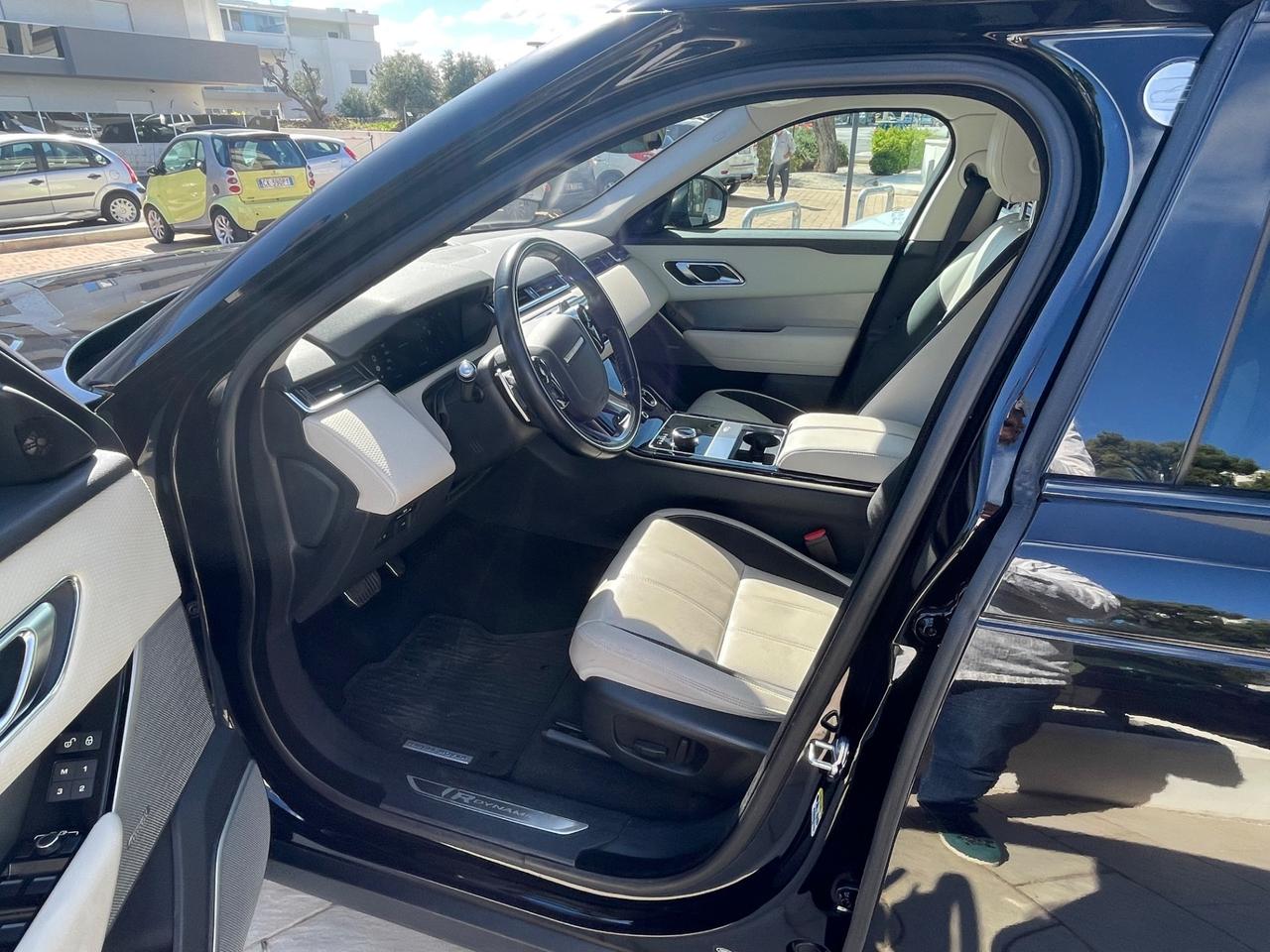 Land Rover Range Velar 2.0D I4 240 CV R-Dynamic SE