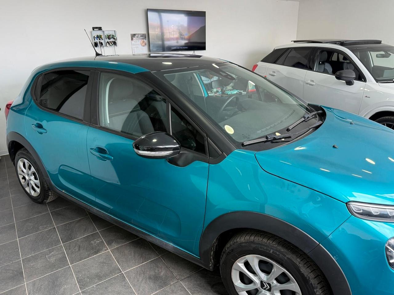 CITROEN C3 2022 1.2 BENZINA SHINE 79000KM