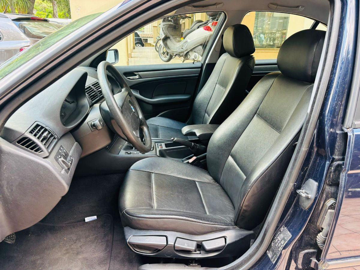 BMW - Serie 3 - 318i 4 porte