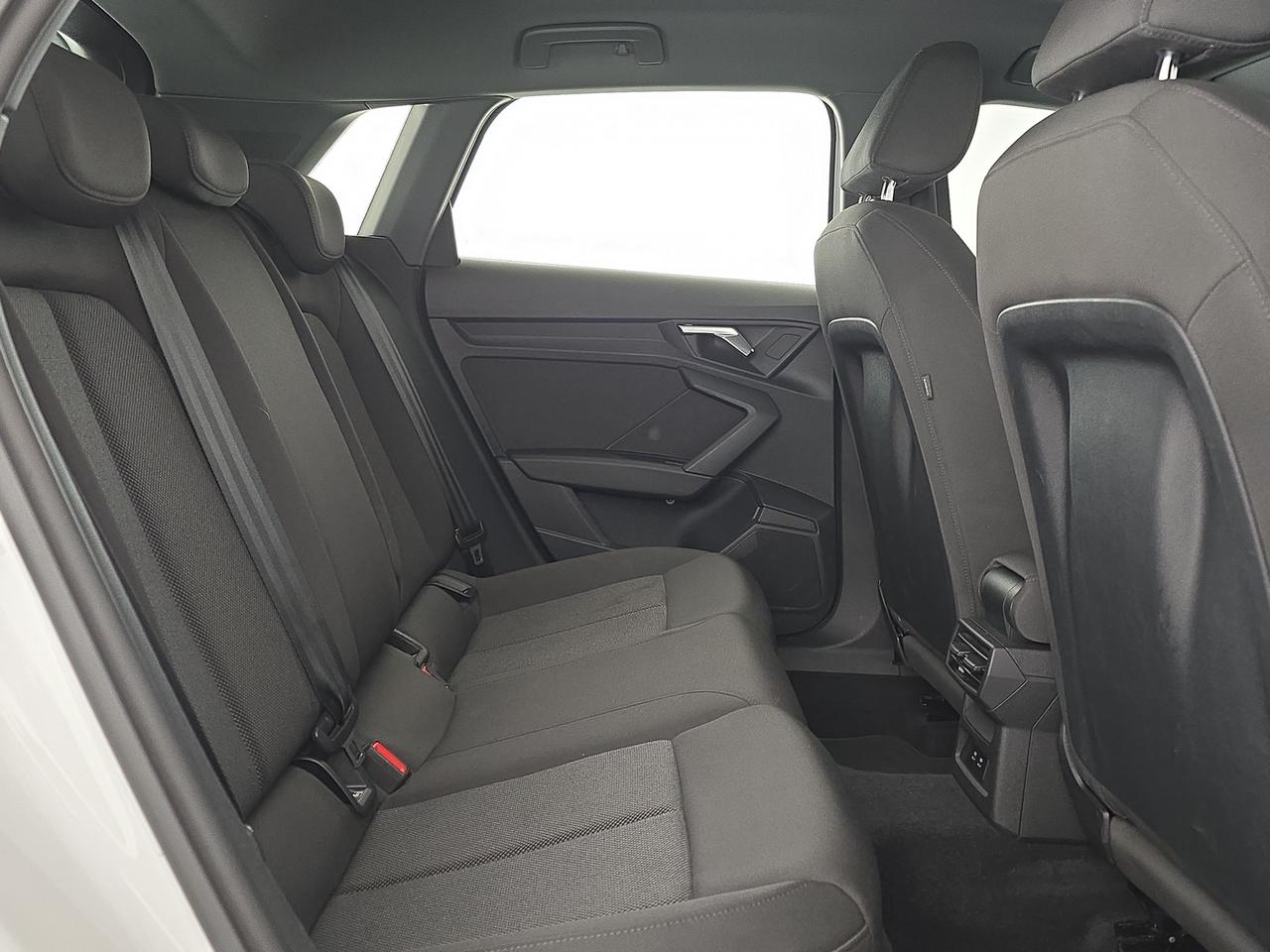 Audi A3 sportback 30 1.0 tfsi business