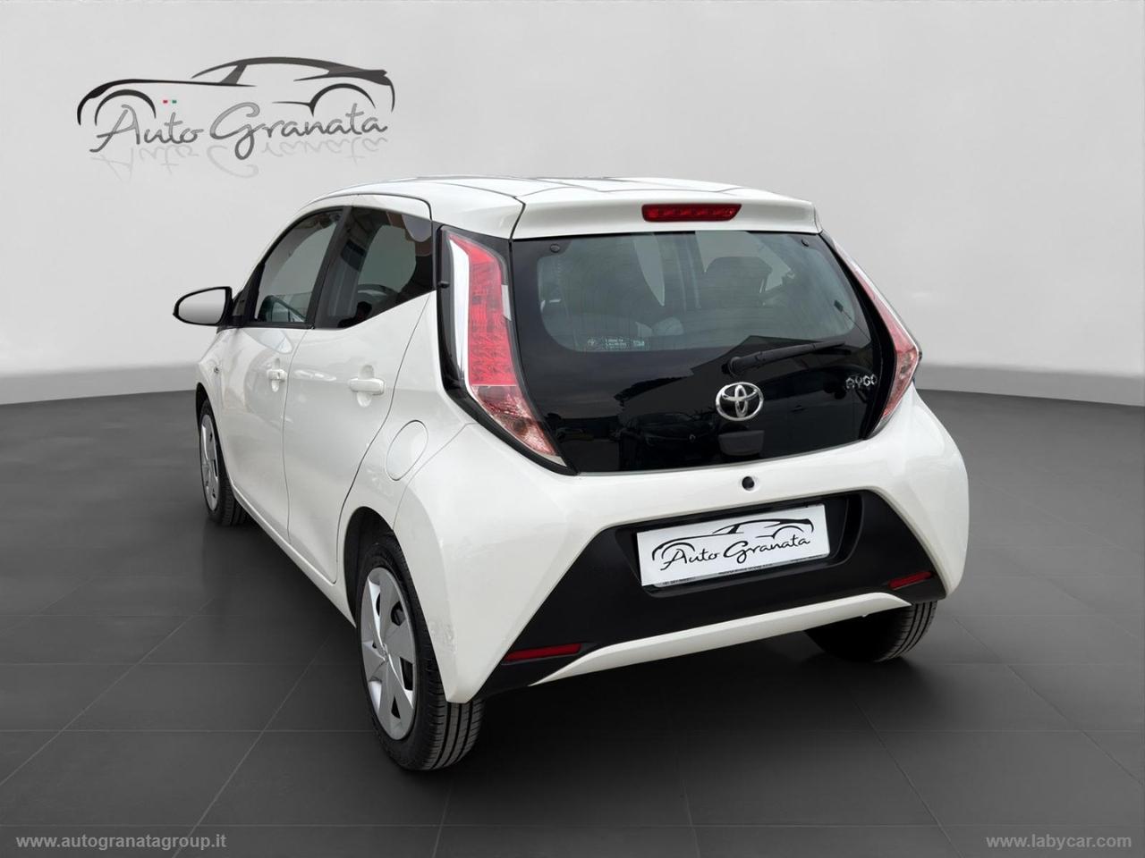 TOYOTA Aygo 1.0 VVT-i 69 CV 5p. x-cool IDEALE PER NEOPATENTATI