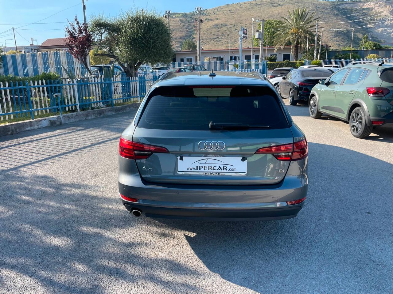 Audi A4 Avant 2.0 TDI 122 CV S tronic Design