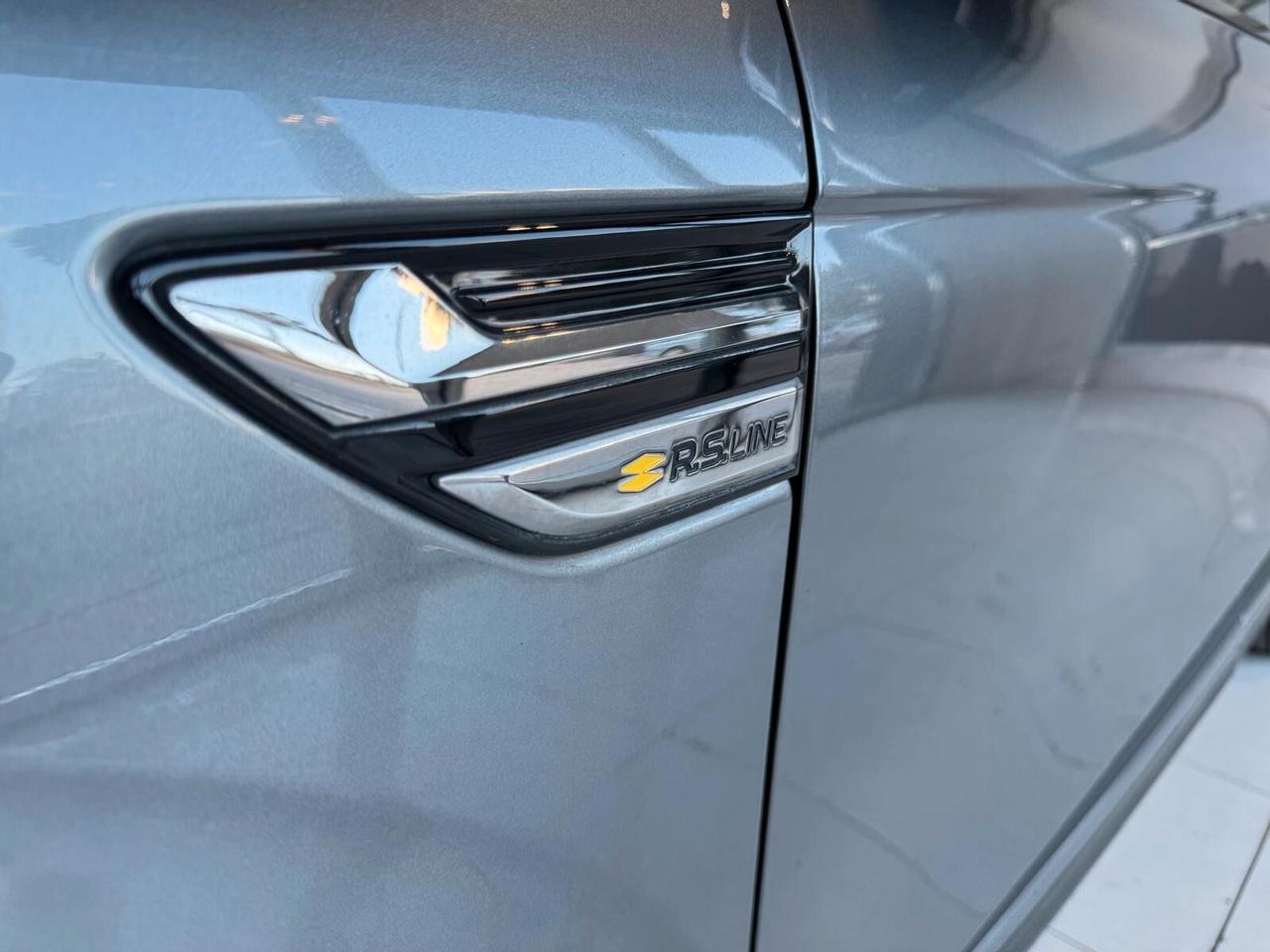 Renault Arkana Hybrid E-Tech 145 CV R.S. Line