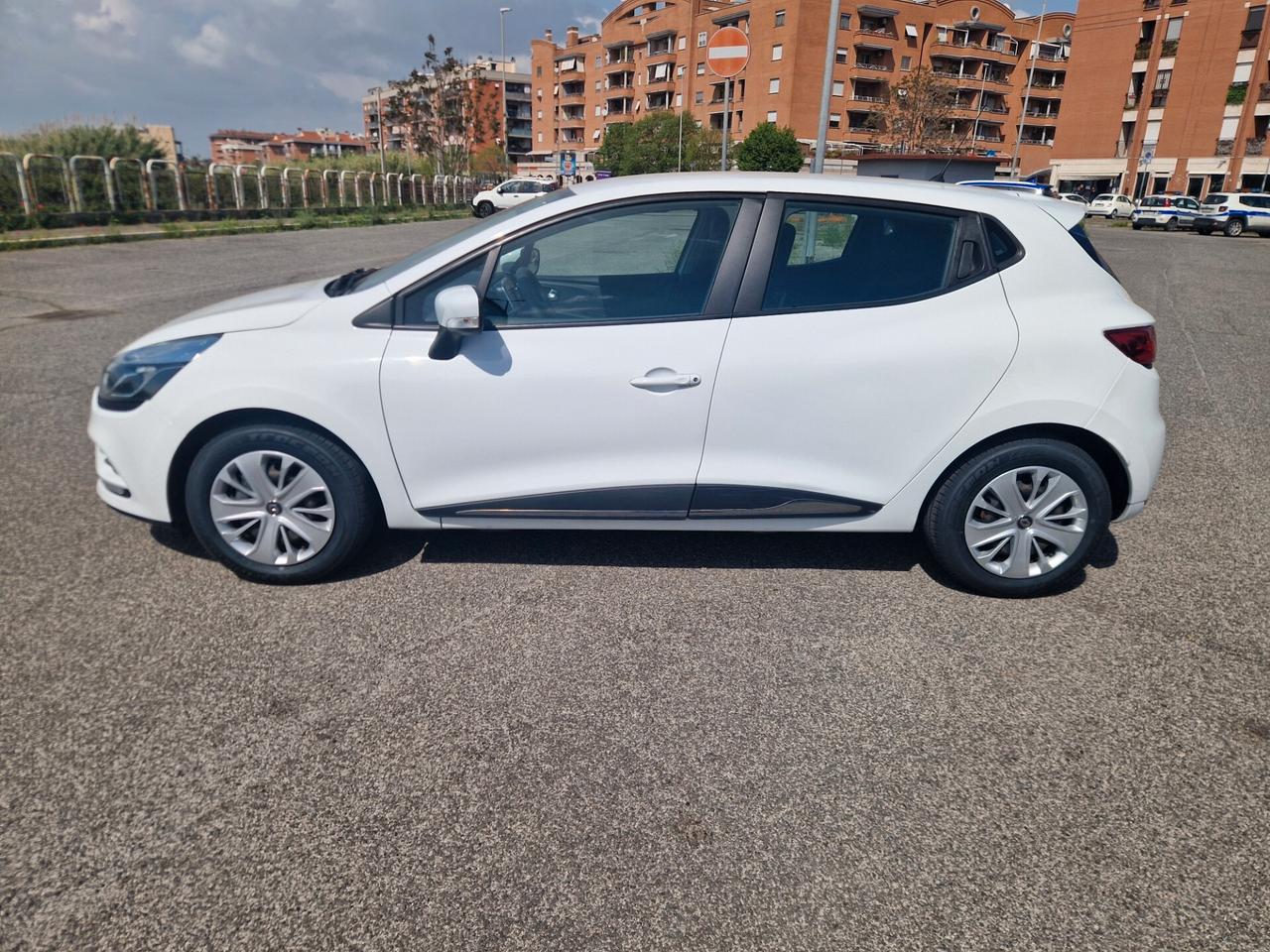Clio TCe 12V 90 CV GPL 5 porte 67 mila km