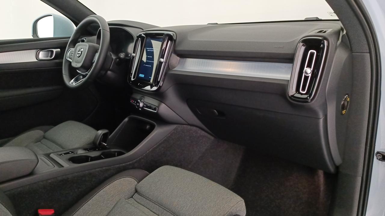 VOLVO XC40 2.0 b3 Core auto