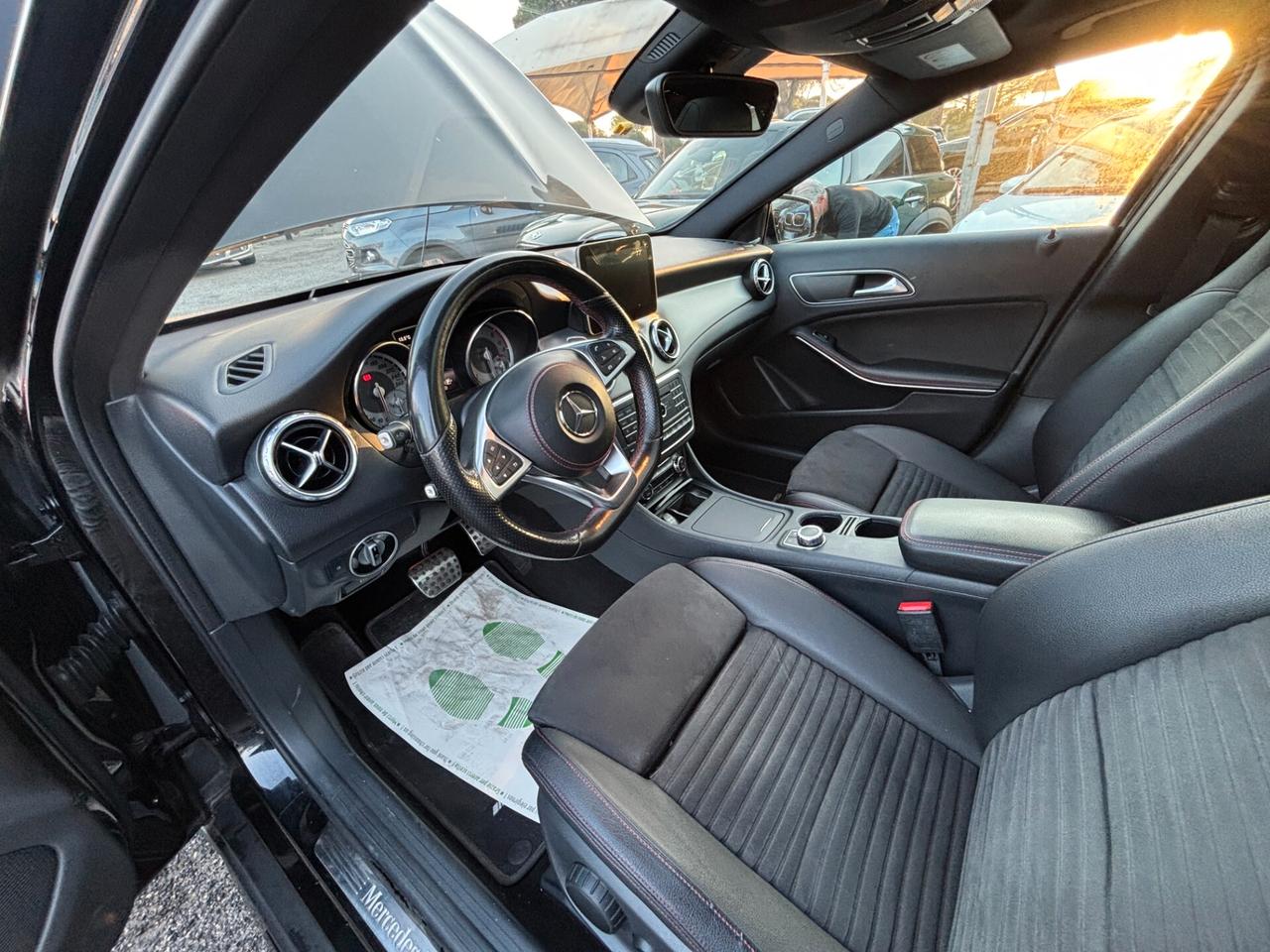 Mercedes-benz GLA 220 d Automatic 4Matic Premium AMG PACK