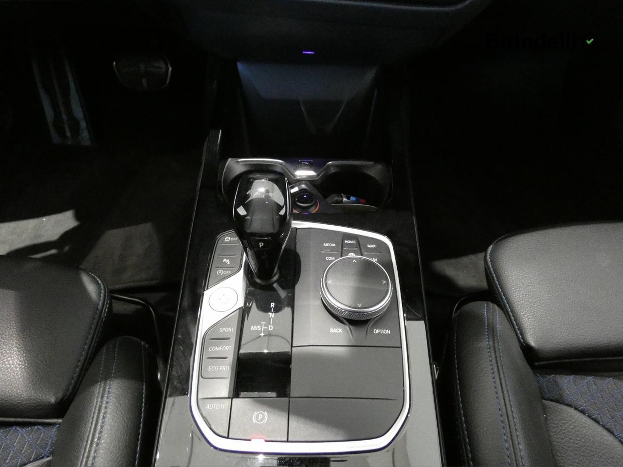 BMW Serie 1 (F40) - 118d 5p. Msport