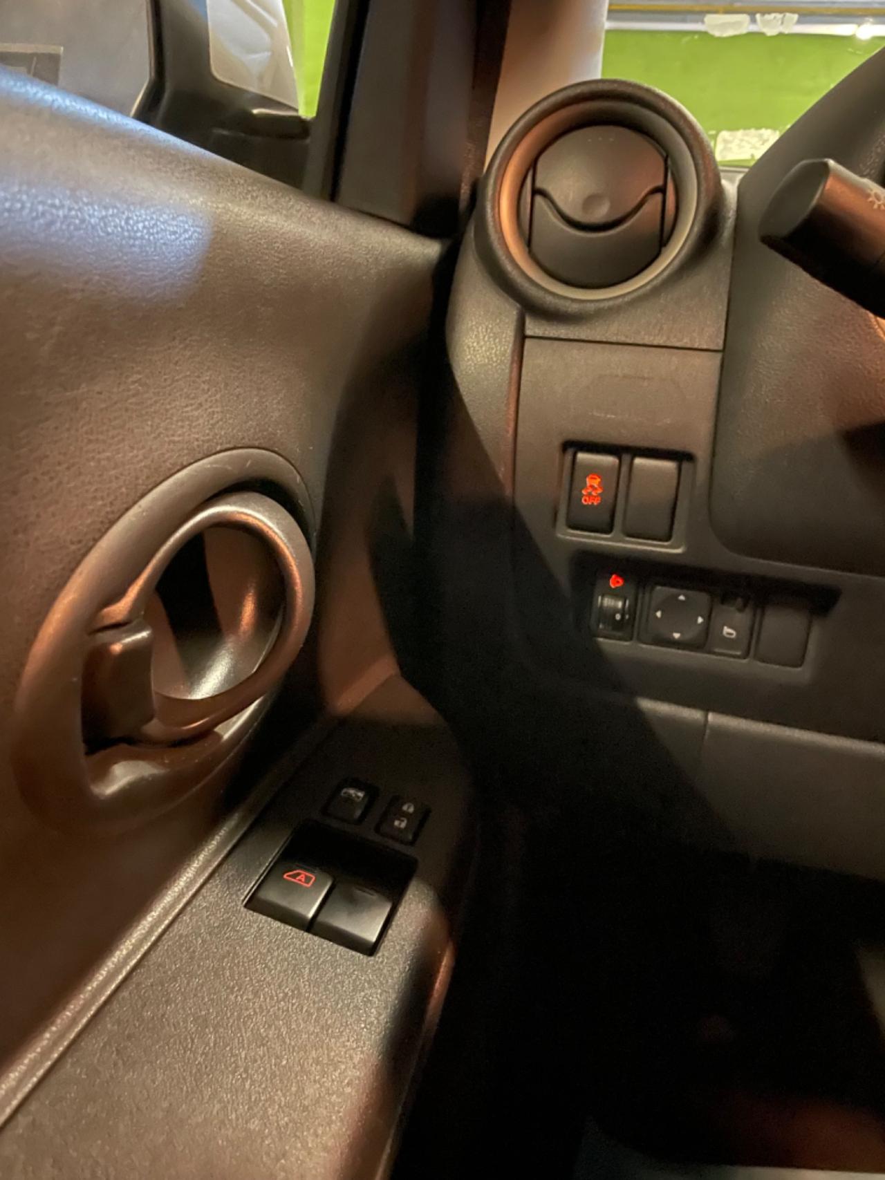 Nissan Micra 1.2 Neopatentati Euro 5 70.000 Km