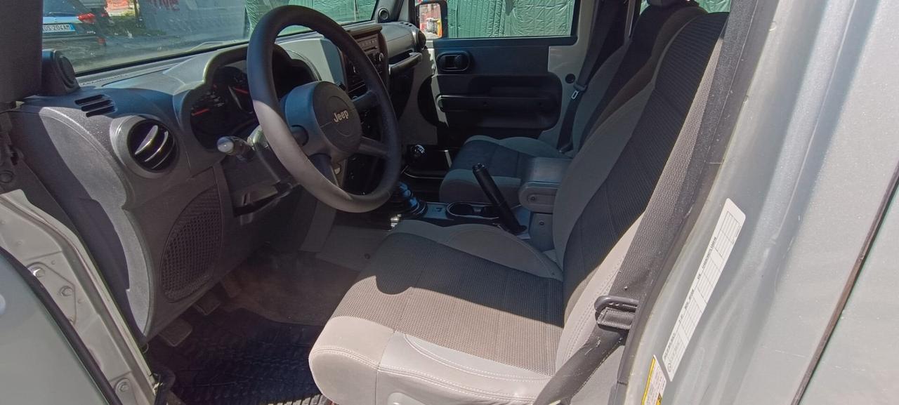 Jeep Wrangler Unlimited 2.8 CRD Sport Auto