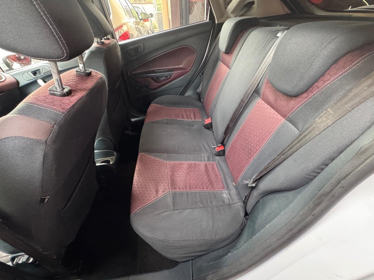Ford Fiesta 1.4 TDCi 5p. Titanium