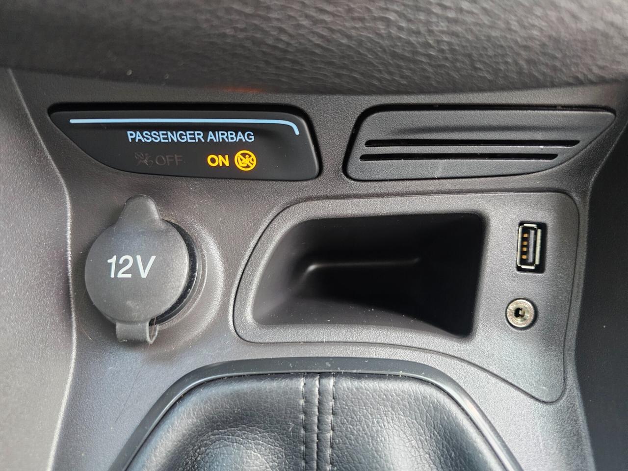 Ford Tourneo Courier 1.0 EcoBoost 100 CV Plus