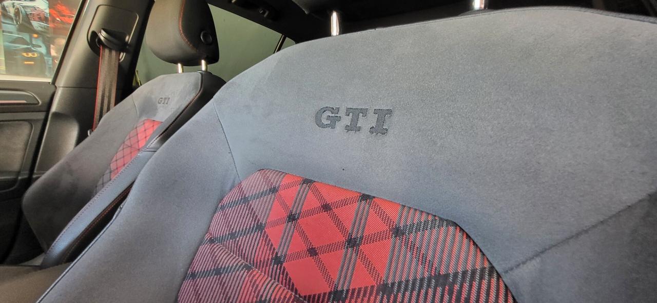 Volkswagen Golf GTI Golf GTI 2.0 TSI TCR DSG 5p.