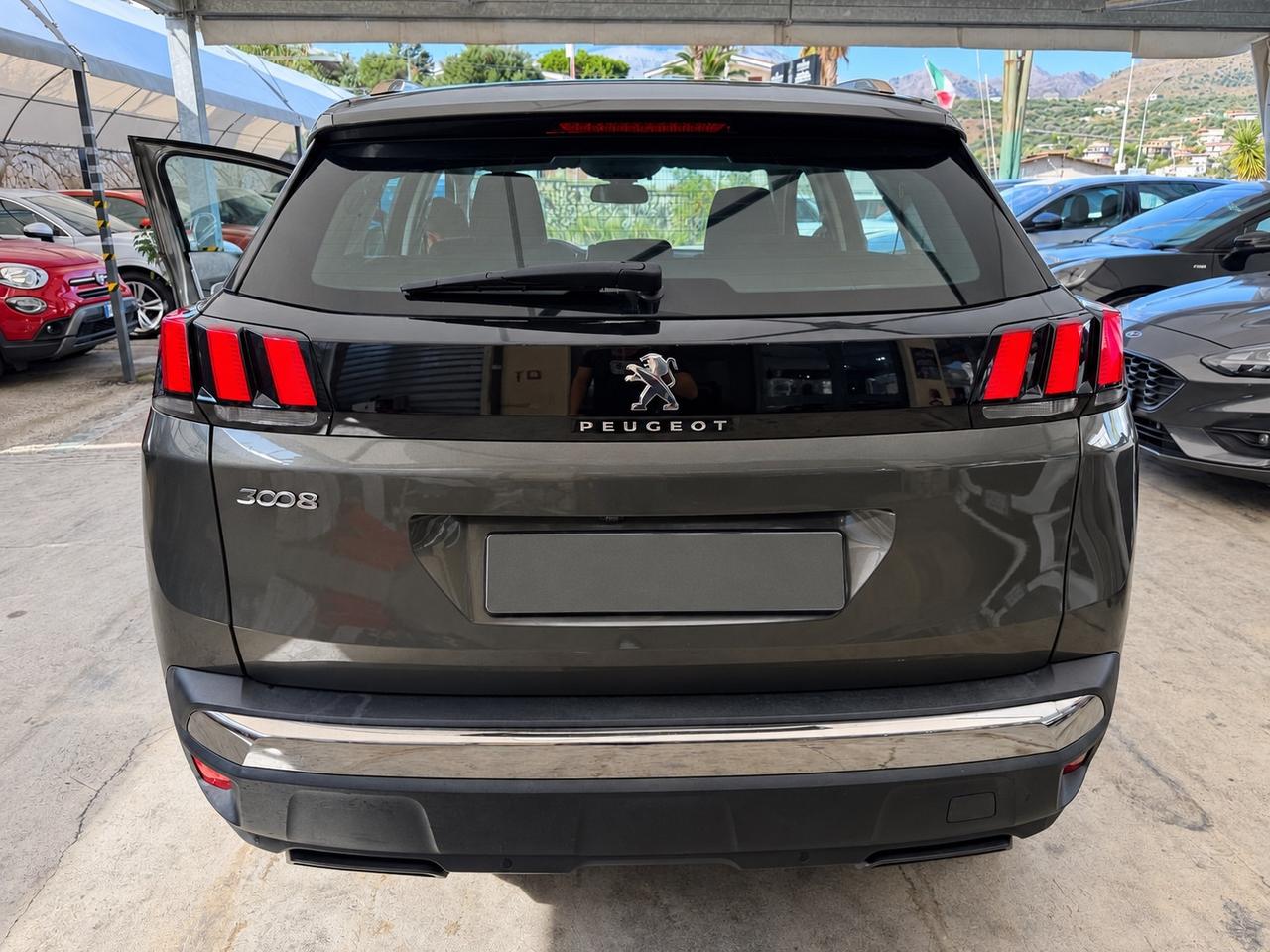 Peugeot 3008 2019 130 EAT8 Garanzia 2029