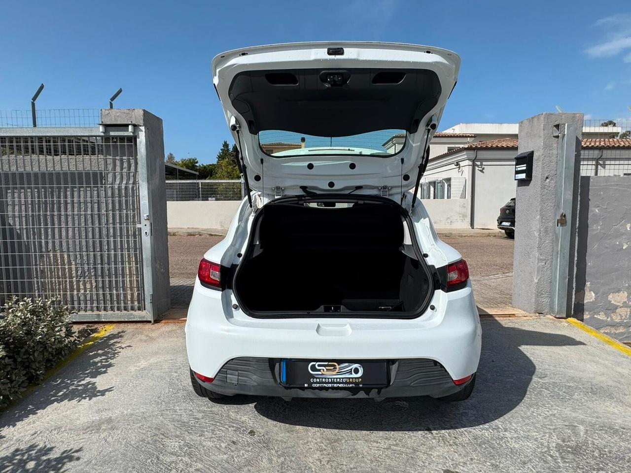 RENAULT CLIO SUPER PROMO