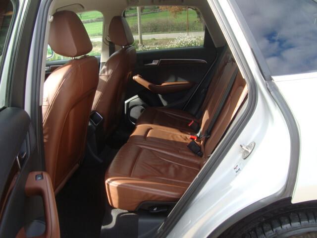 Audi Q5 2.0 tdi quattro 170cv S-LINE