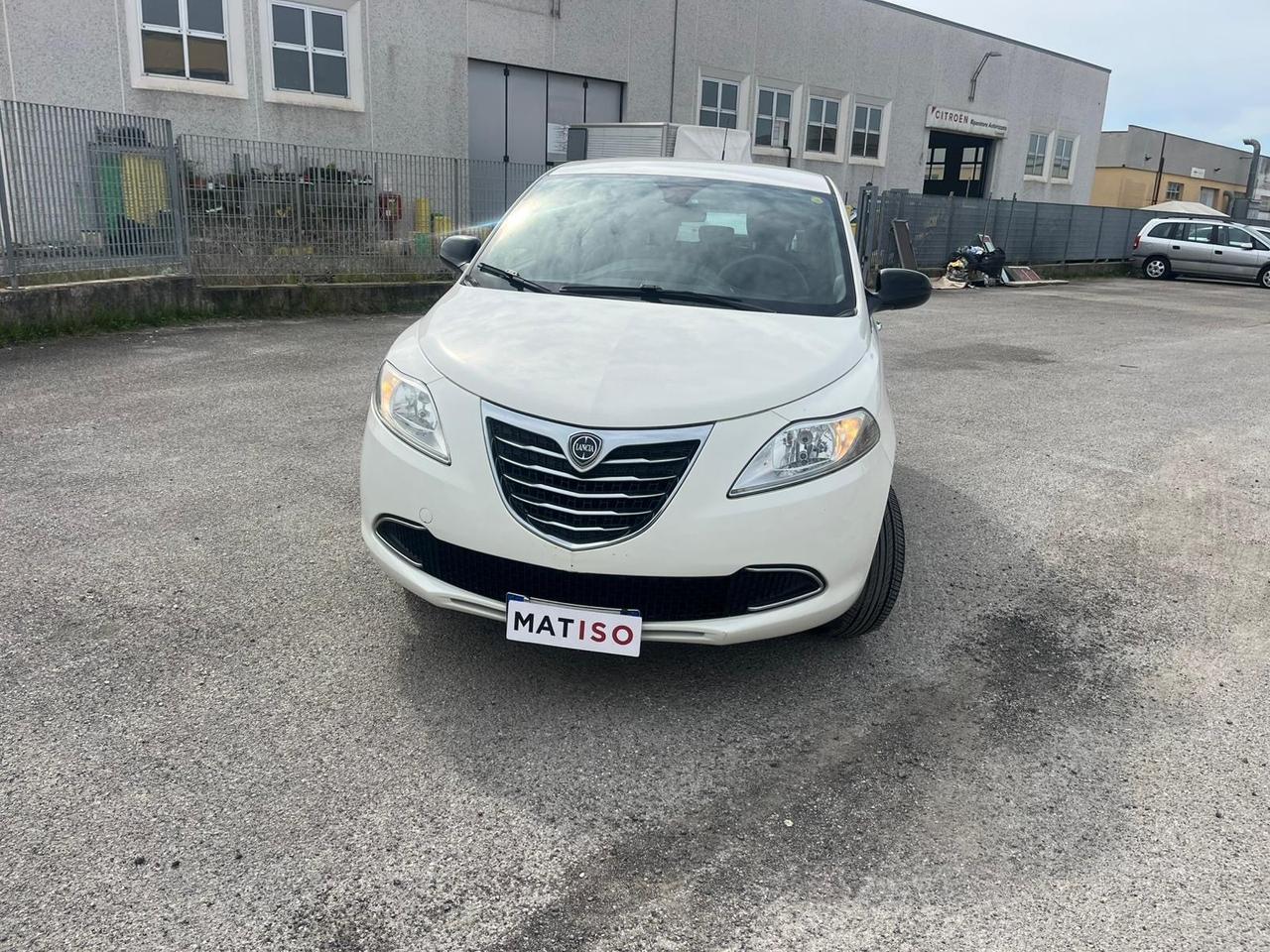 Lancia Ypsilon 1.2 Platinum 99000 km GARANZIA 12m