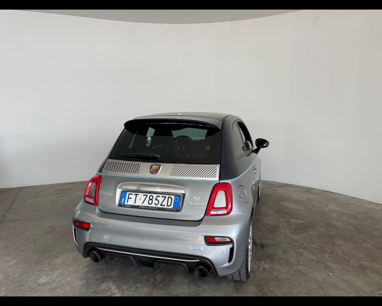 ABARTH ABARTH 695 - 695 1.4 Turbo T-Jet Rivale