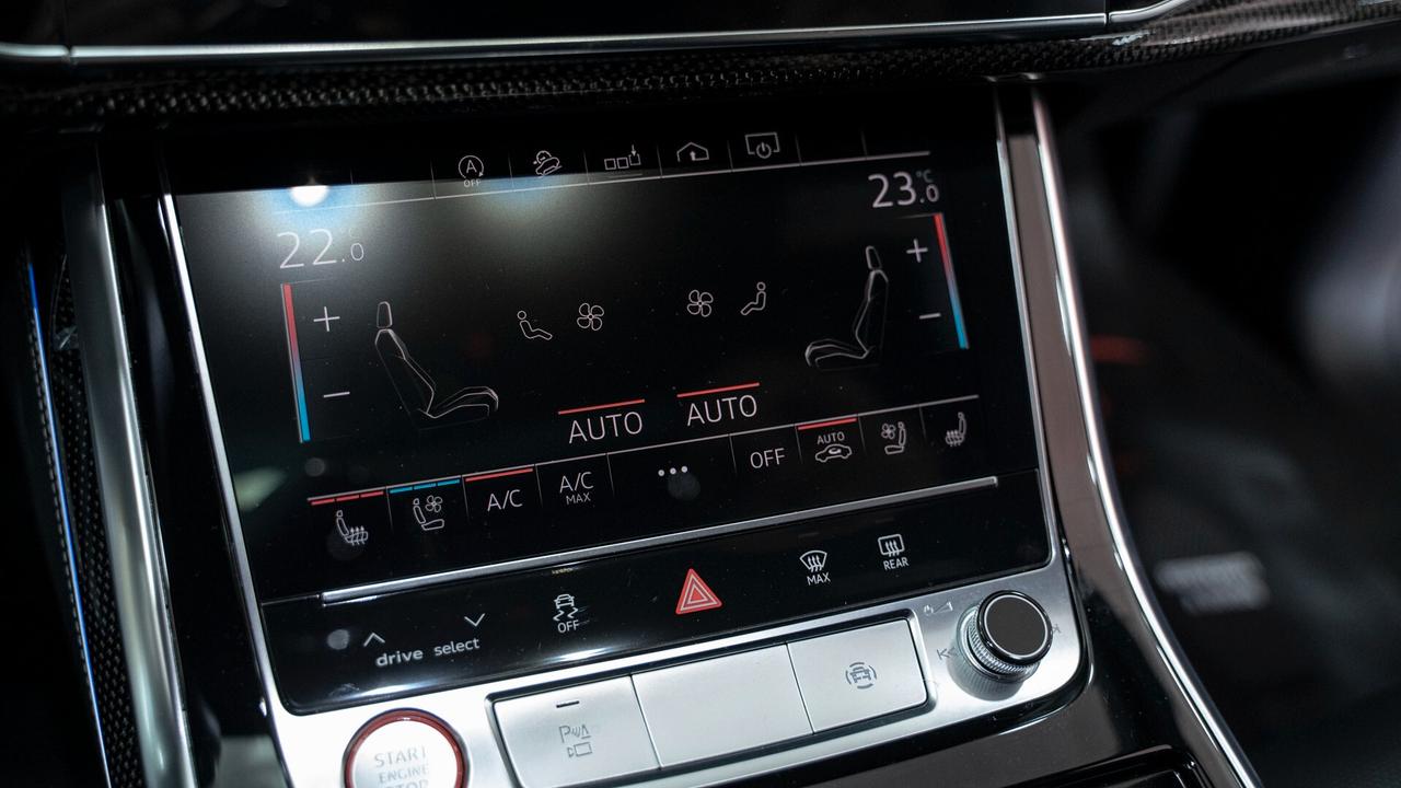 Audi SQ8 4.0 V8 TDI MHEV QUATTRO TETTO B&O CARBON PACK LUCI