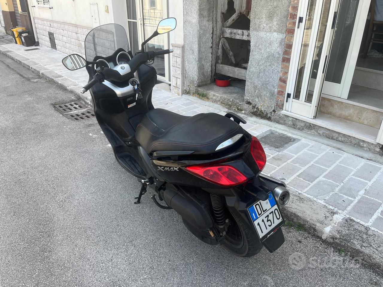 X Max 125