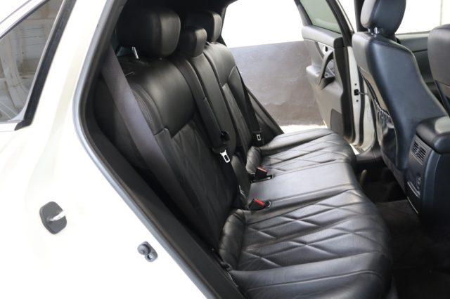 INFINITI QX70 3.0 diesel V6 AT S Premium