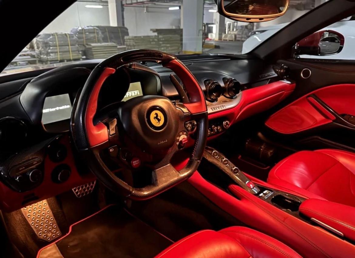 FERRARI F12 BERLINETTA