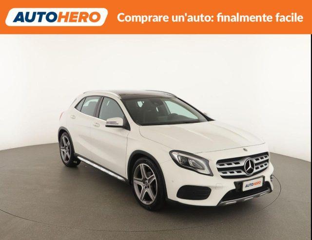 MERCEDES-BENZ GLA 180 Premium