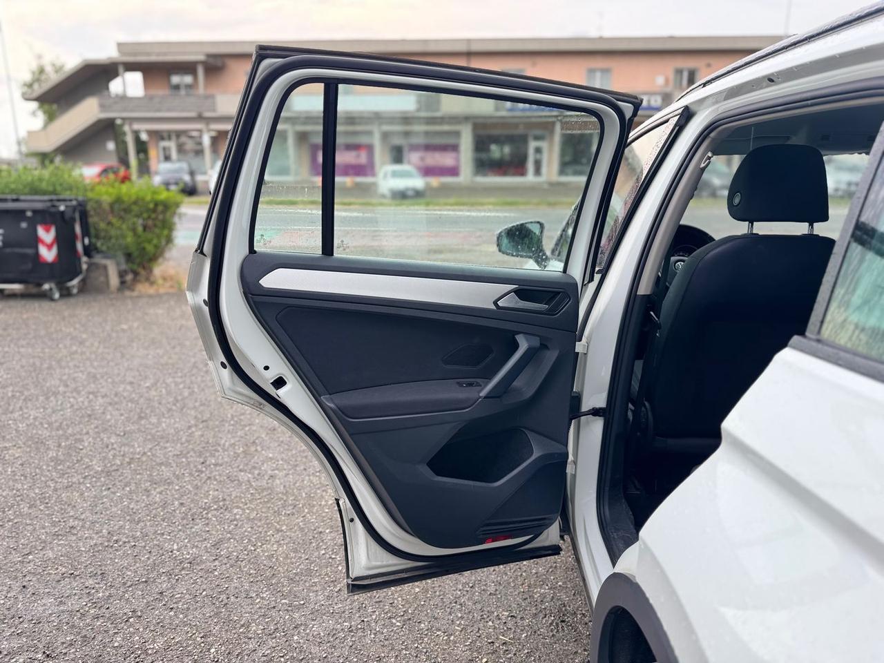 Volkswagen Tiguan Urban 1.6 TDI #6108