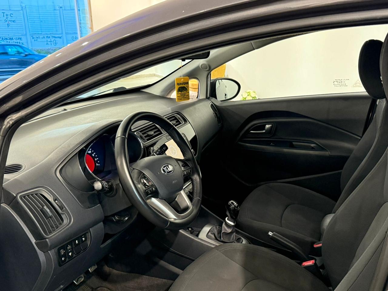 KIA RIO 1.2 DIESEL 75CV PER NEOPATENTATI
