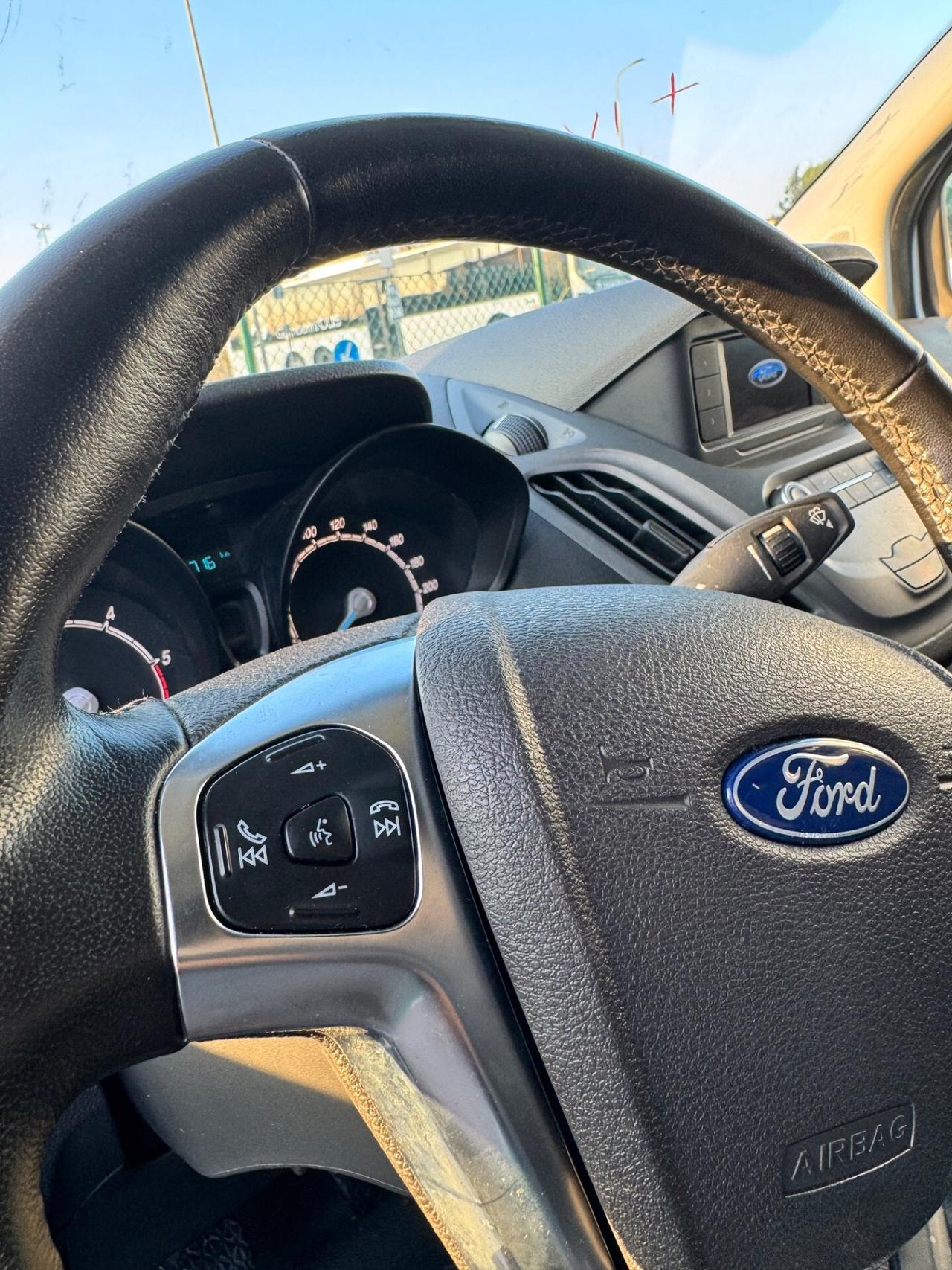 Ford Transit Courier 1.5 TDCi 75CV Van Trend