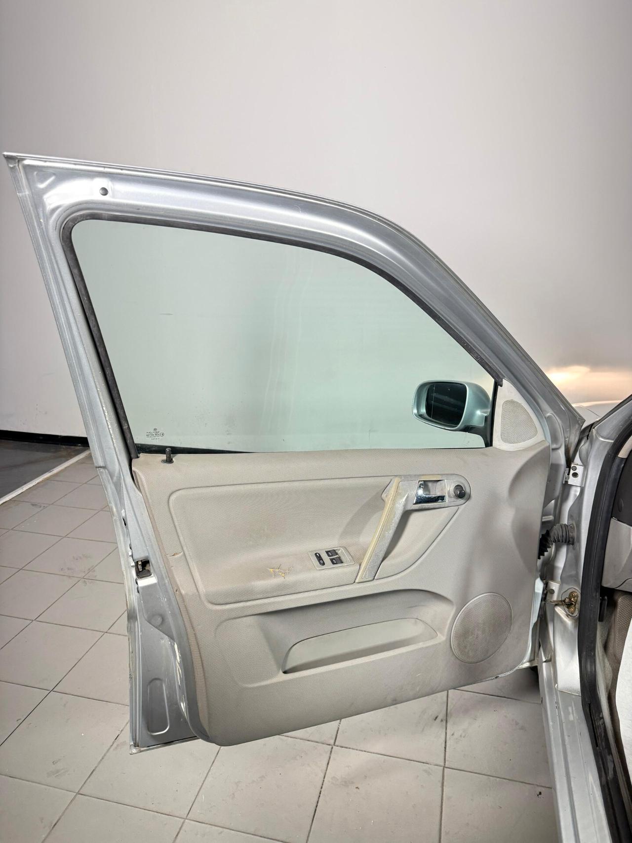 Volkswagen Polo 1.0 cat 5 porte Air
