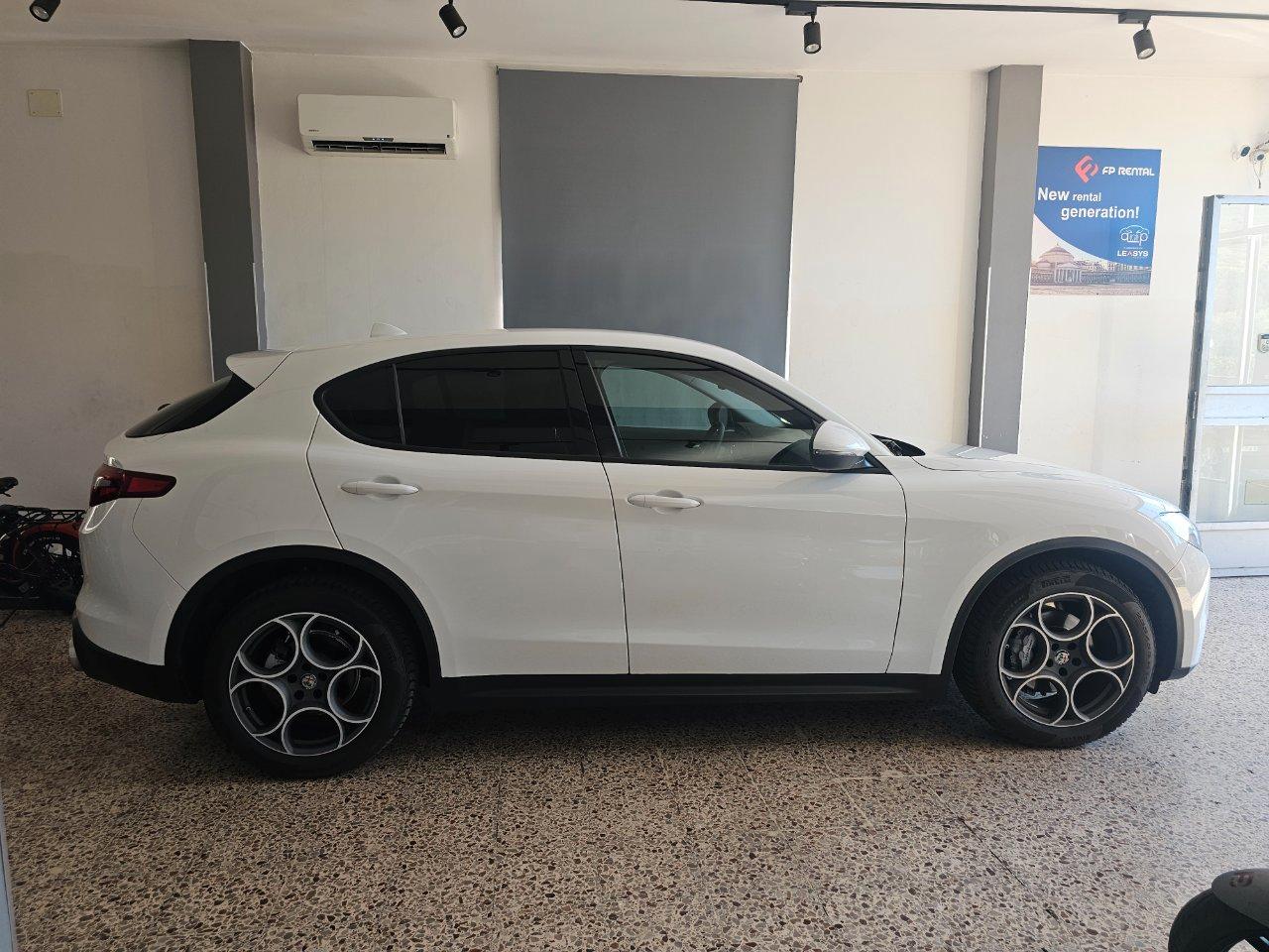 Alfa Romeo Stelvio 2.2 t Sport Tech rwd 160cv auto