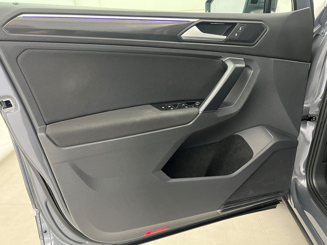 VOLKSWAGEN Tiguan II 2021 Tiguan 2.0 tdi Life 150cv dsg