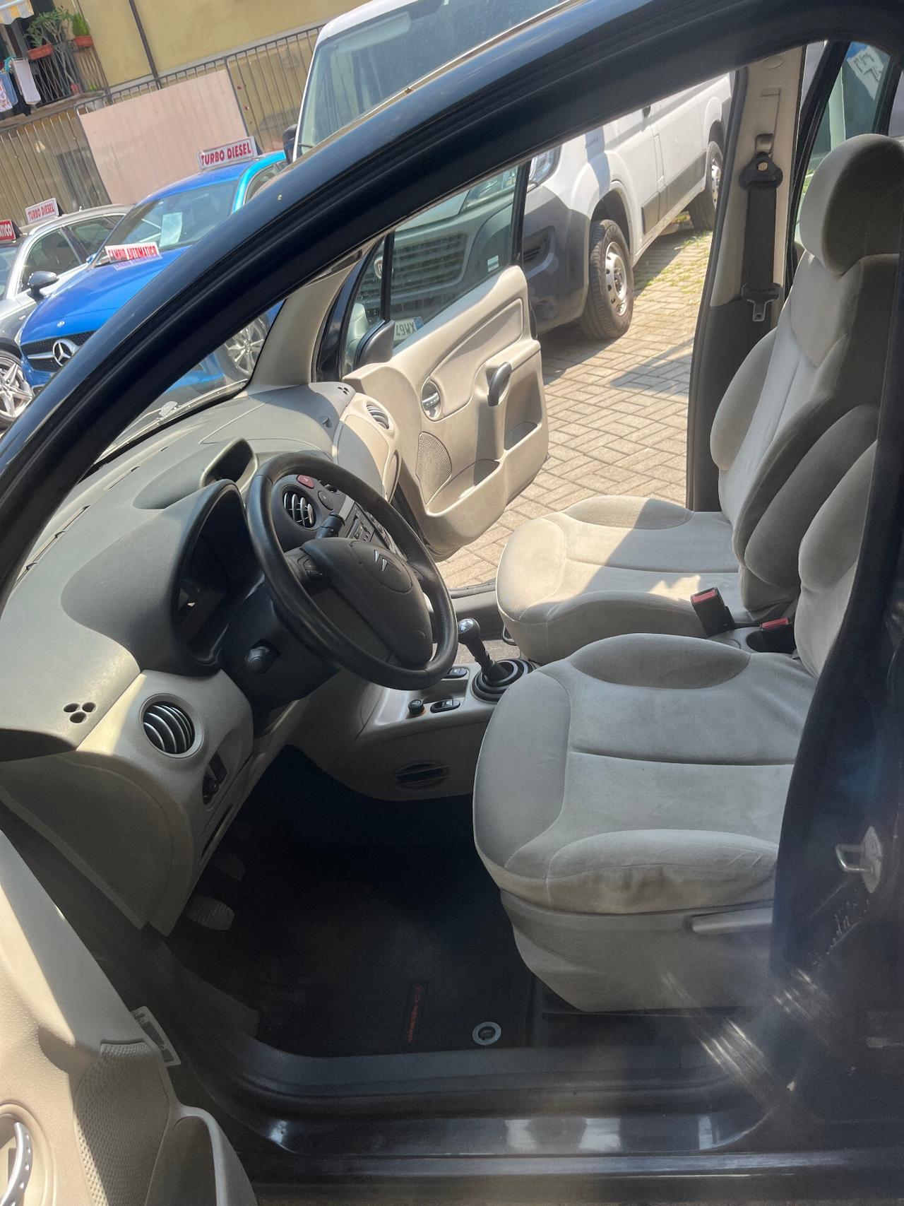 CITROEN C3 1.6 BENZINA 5 PORTE ANCHE PER NEOPATENTATI - UNICO PROPRIETARIO