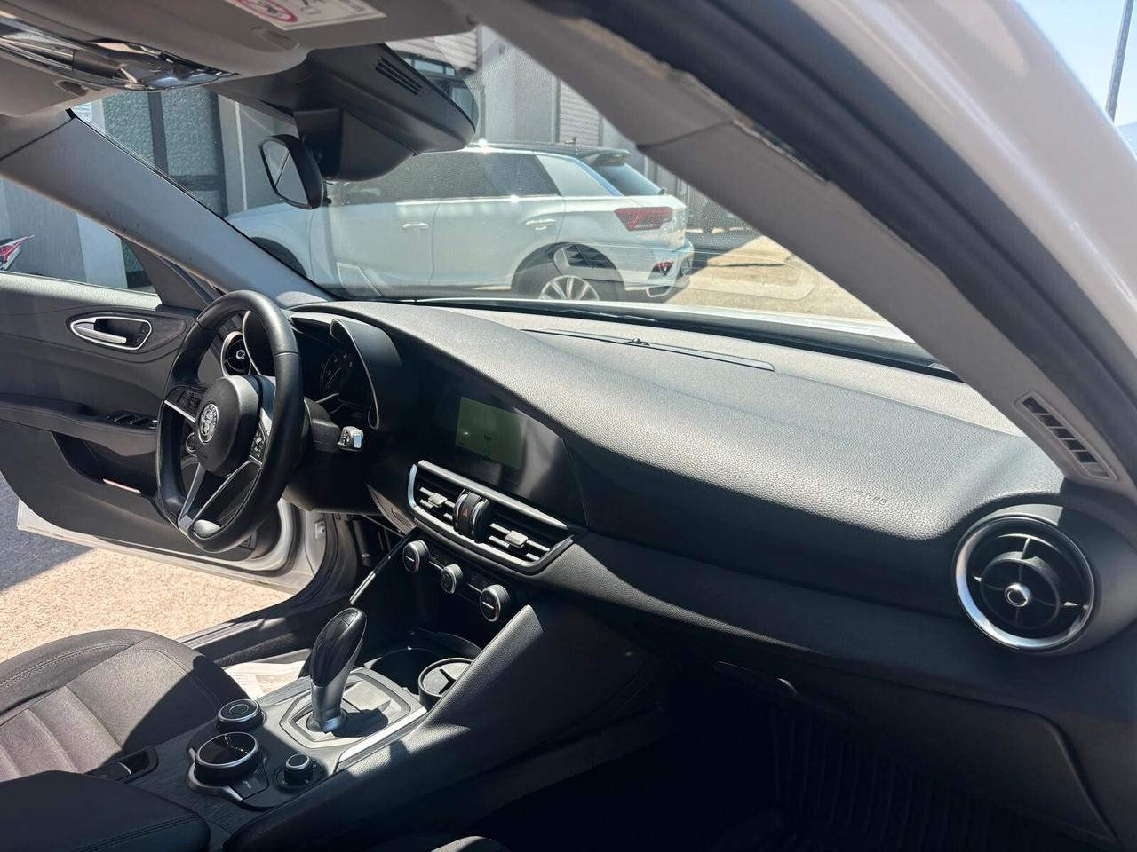 Alfa Romeo Giulia 2.2 Turbodiesel 160 CV AT8 Executive