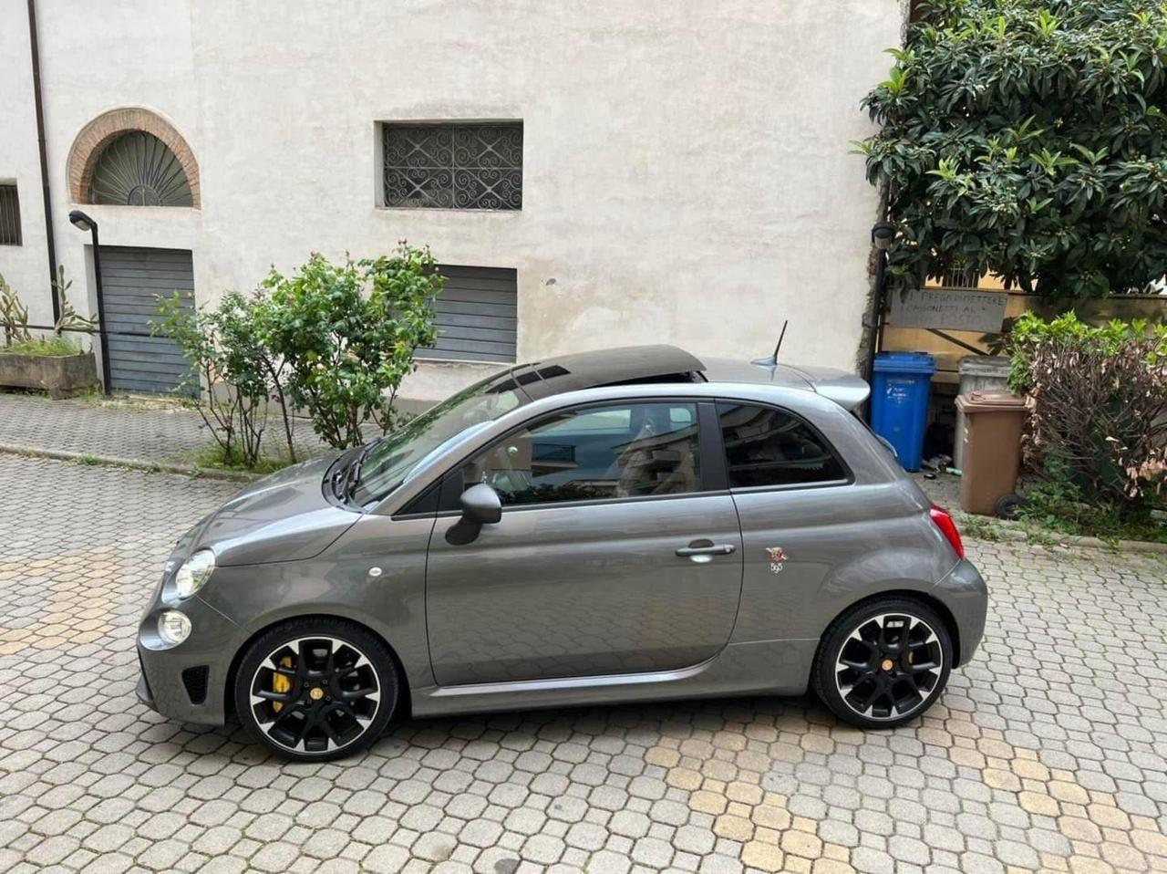 Abarth 595 1.4 Turbo T-Jet 180 CV Competizione