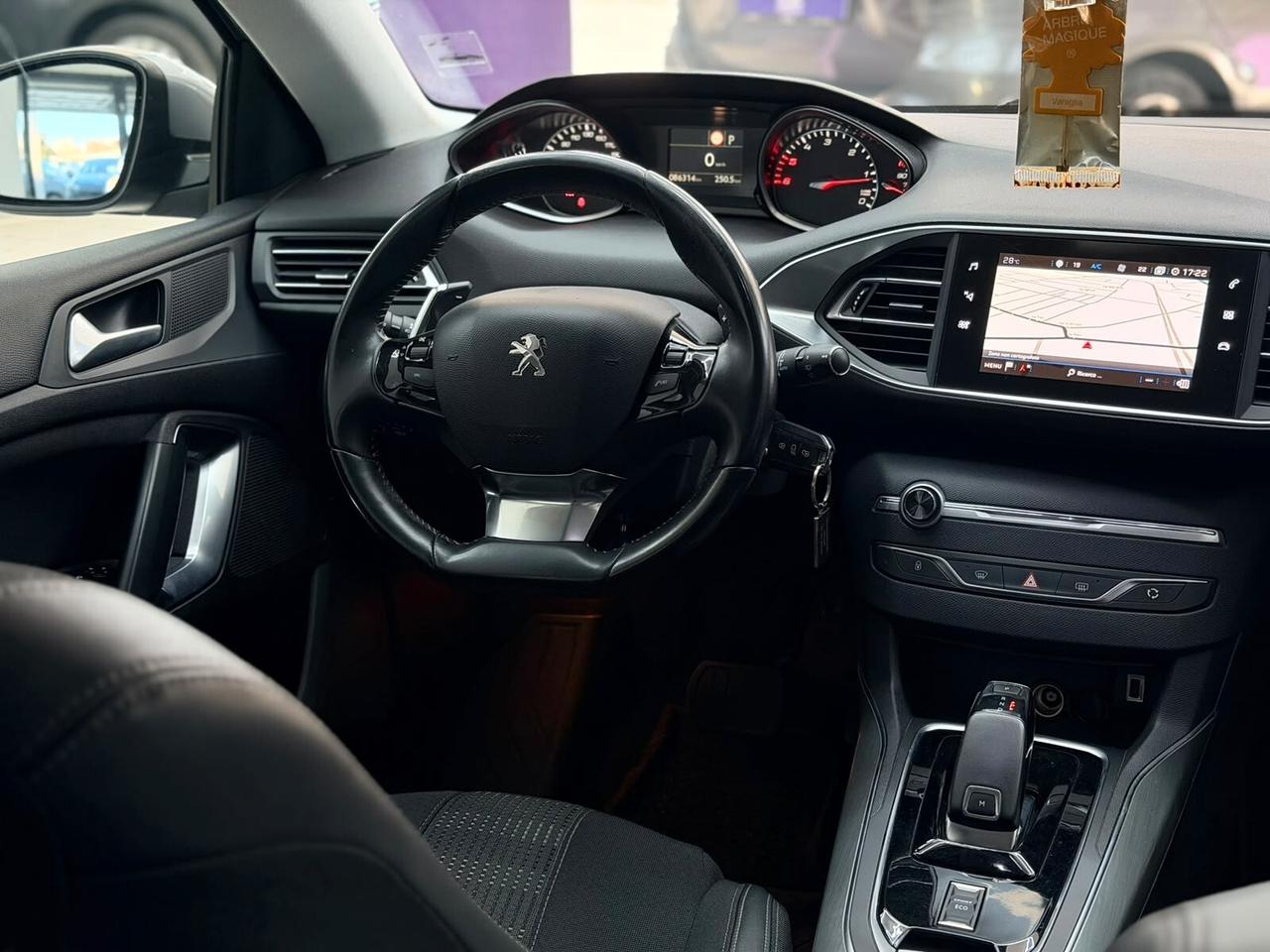 Peugeot 308 BlueHDi 130 S&S Allure