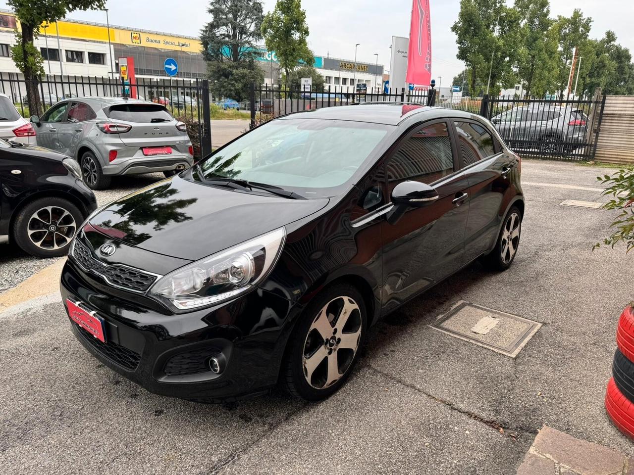 Kia Rio 1.2 CVVT 86cv 5p. Cool